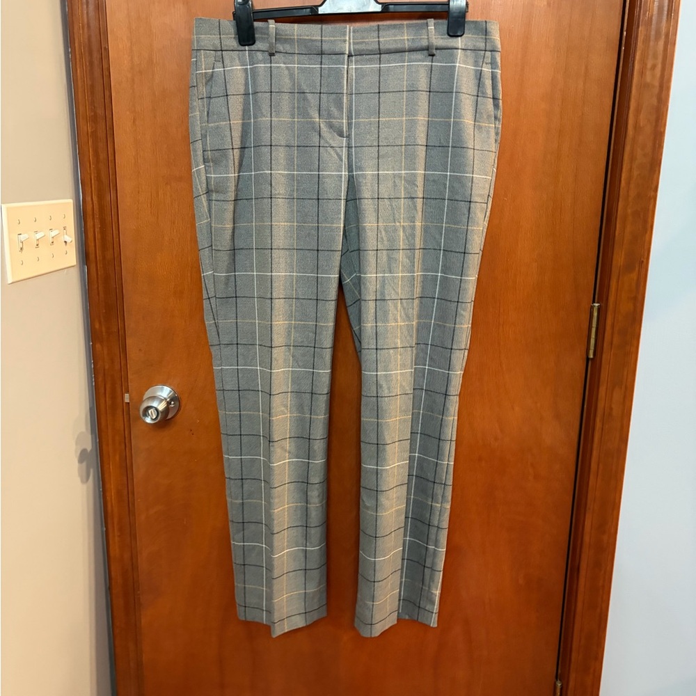 Ann Taylor Gray and Tan Plaid Slacks size 12